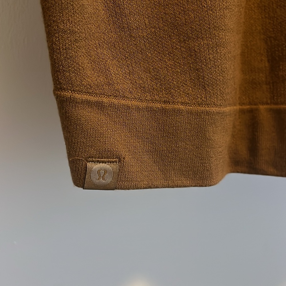 Men’s Lululemon sweatshirt size L - Picture 3 of 3